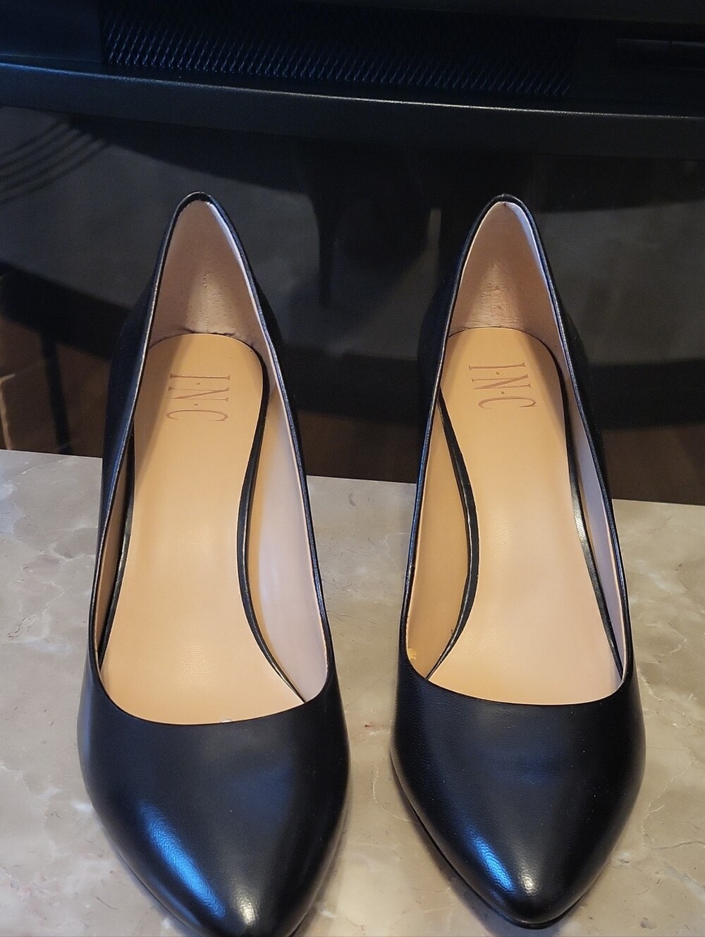 INC International Concepts Black Pointed-Toe Leather Pumps